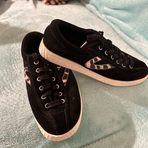 Tretorn Black suede Sneakers with leopard detail - Picture 1 of 12